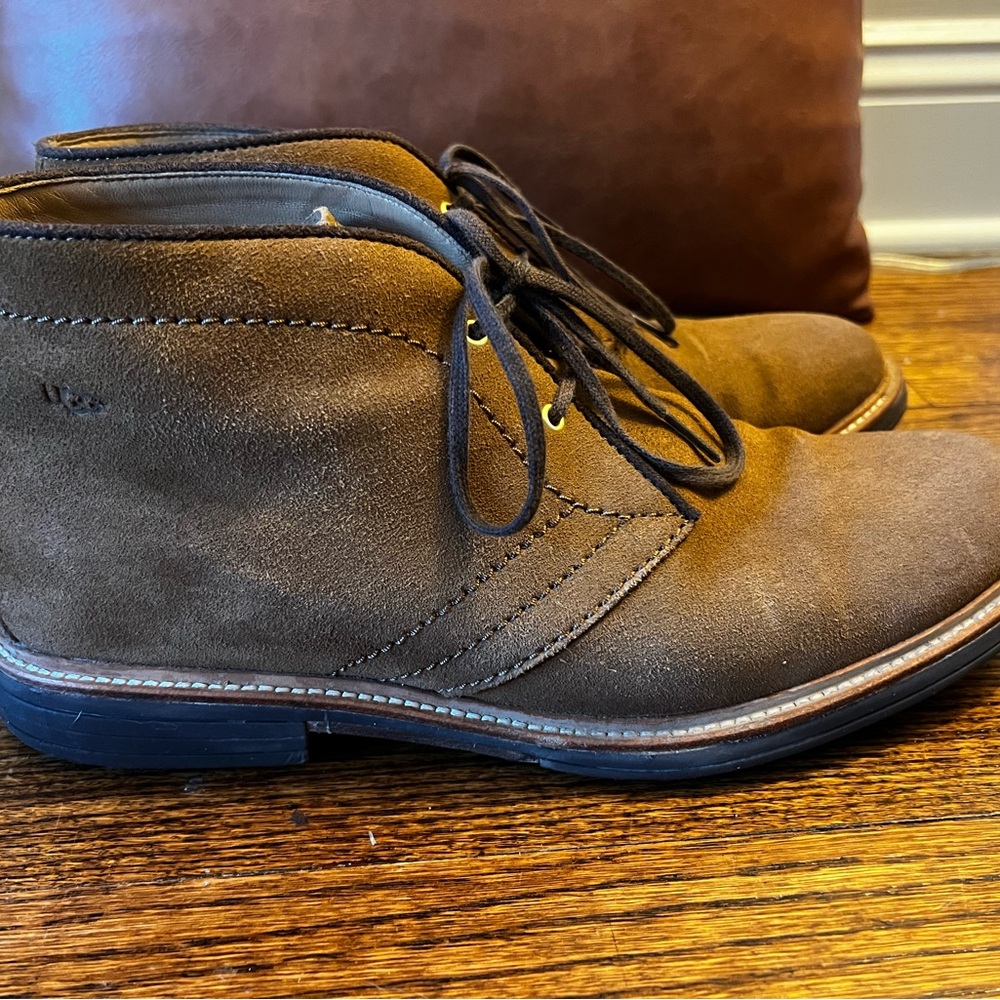 Ugg Brown Suede Men's Chukka Boots
